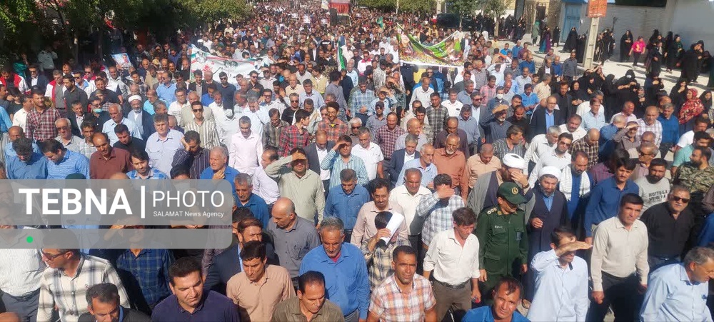 خون شهیدان وحدت آفرین است