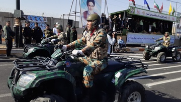 رژه نیروهای مسلح