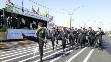 گزارش تصویری رژه نیروهای مسلح در زنجان