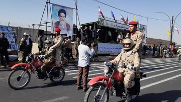 رژه نیروهای مسلح