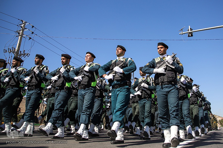 مراسم رژه نیروهای مسلح در مشهد+ عکس