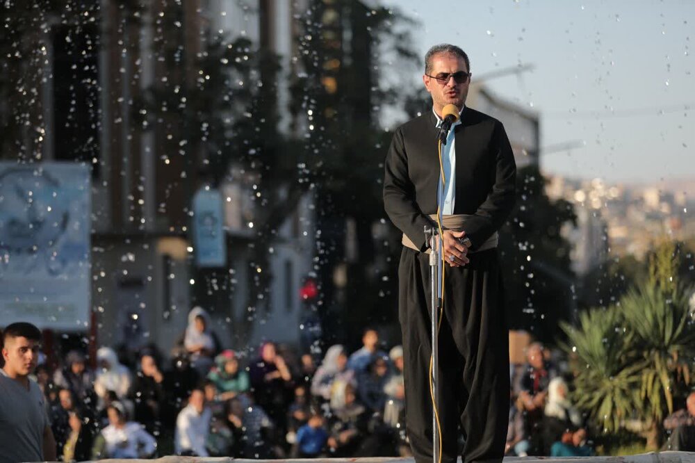 اجتماع بزرگ «ذاکران نبوی» در سنندج برگزار شد