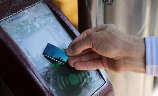 استقبال بیش از ۳۰ هزار نفر از«کیف پول شهروندی»/دیگر نیاز به ایستادن در صف و شارژ کارت بلیت نیست