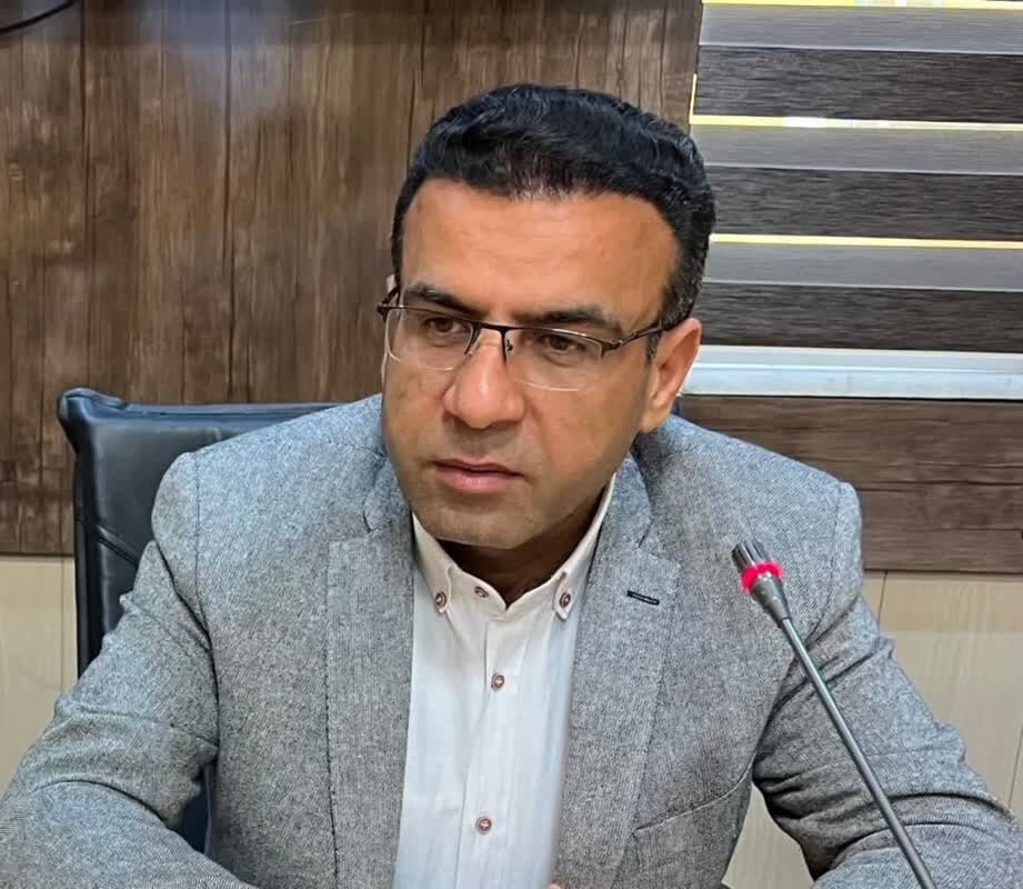 از سوی دولت و نهادهای دولتی هیچگونه کمک مالی به این دانشگاه نمی شود