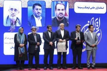 تقدیر از استاندار کرمان در دومین دوره جشن مهر سینمای ایران