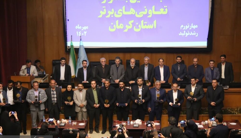 از طرح‌ های ‌برتر و کاربردی تعاونی‌ ها استقبال می‌ کنیم