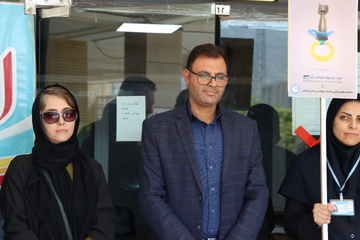 گزارش تصویری// تجمع اعتراضی کادر درمان علوم پزشکی لارستان در پی جنایات رژیم صهیونسیتی در غزه - عکاس: فاطمه سدیدی