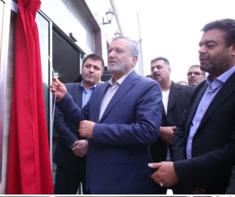 استخر مجموعه ورزشی کارگران بهاران سنندج به بهره برداری رسید