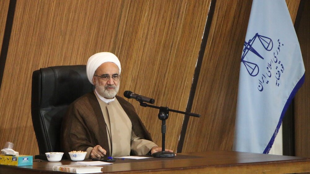 تفکر ریاست قوه قضائیه حفظ منزلت قاضی است