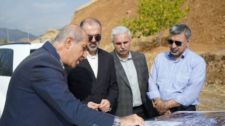 بازدید معاون سازمان برنامه و بودجه از کریدور شمال - جنوب