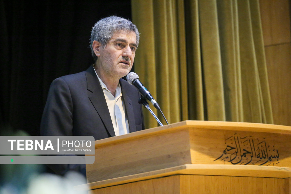 اقدامات دولت و دستاوردهای نظام باید تبیین شود