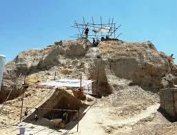 تداوم کاوش باستان‌شناسی تپه قلعه بالا در شهرستان بیجار