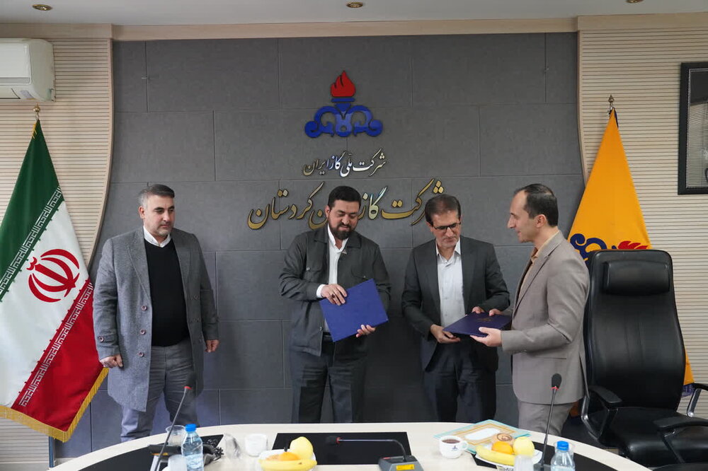 عبور خط ششم و نهم سراسری فشار قوی از استان کردستان موهبت الهی است
