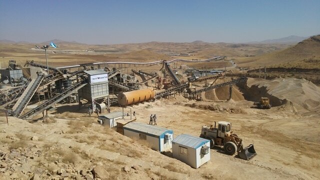 احیا و تقویت واحدهای صنعتی و معدنی اولویت برنامه های صمت کردستان است