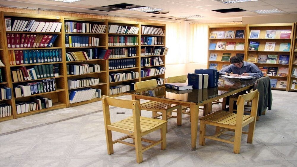 اهدای ۴۰۰۰ جلد کتاب به کتابخانه‌های عمومی کردستان