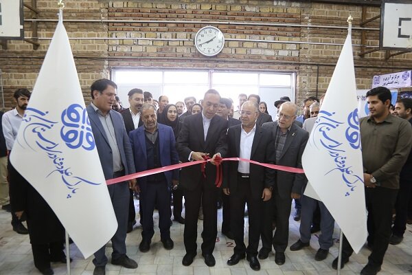 افتتاح نمایشگاه دستاوردهای پژوهشی و فناوری استان کرمان