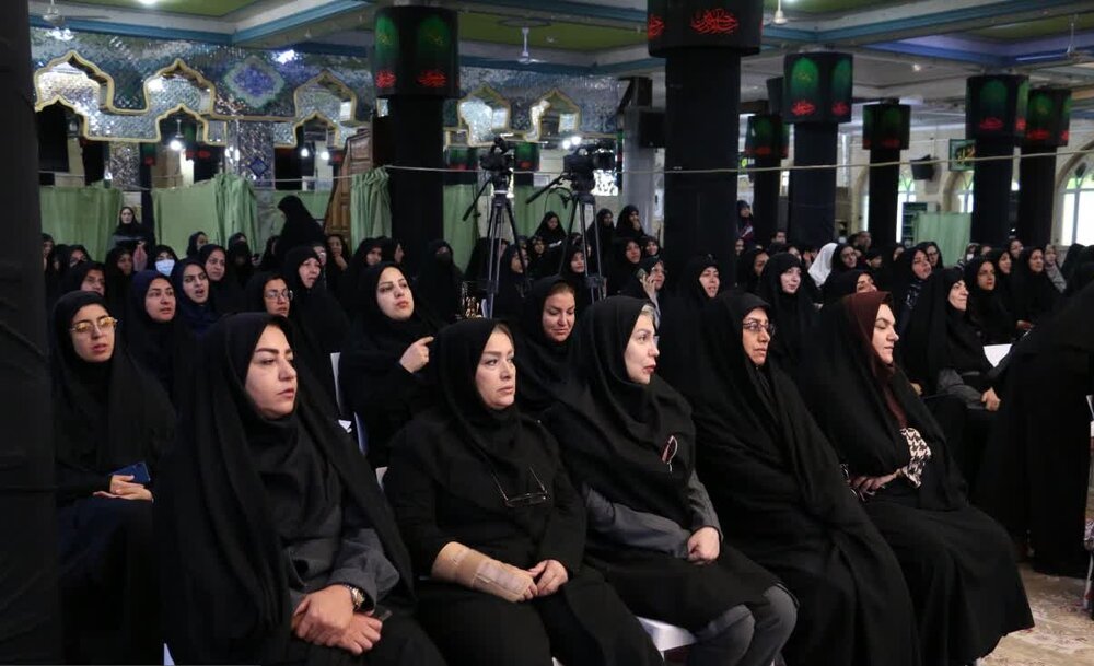 دومین کنگره ملی بانوان تاثیرگذار از جوار مزار شهید سلیمانی آغاز شد