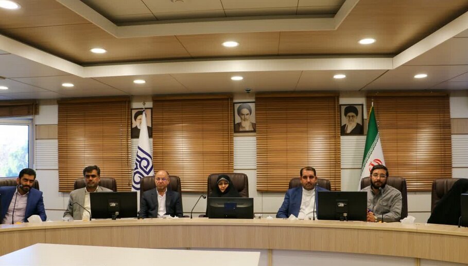 کاهش سن بازنشستگی بانوان