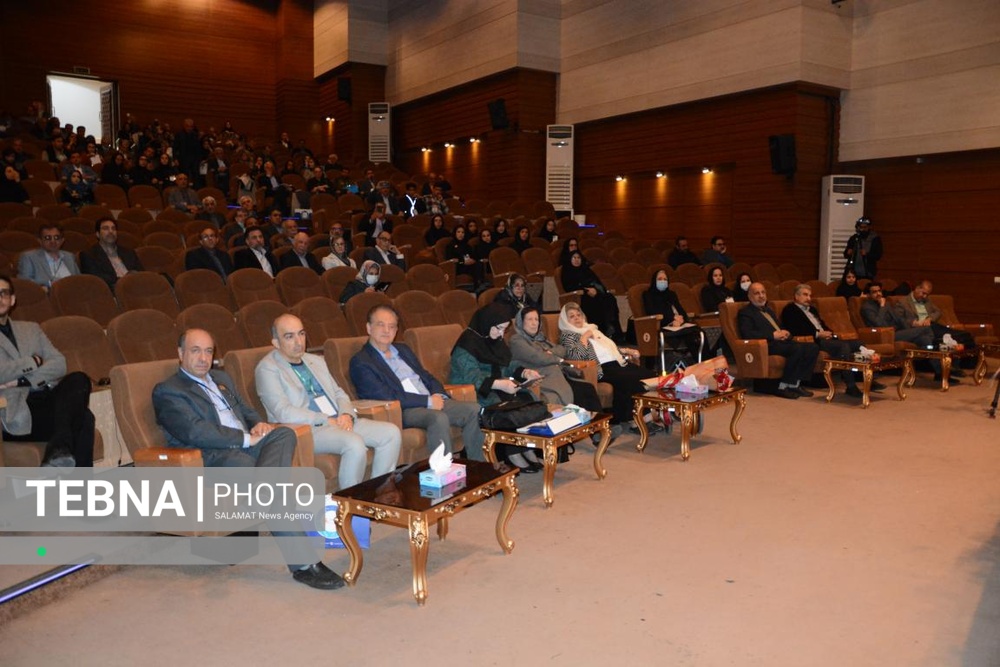 شانزدهمین کنگره بین المللی میکروب شناسی بالینی استاد البرزی، آغاز به کار کرد
