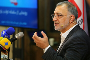 تحویل اولین رام قطار چینی برای ورود به متروی تهران