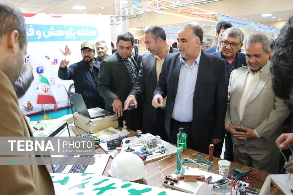 نمایشگاه دستاوردهای پژوهشی در سیرجان برگزار شد