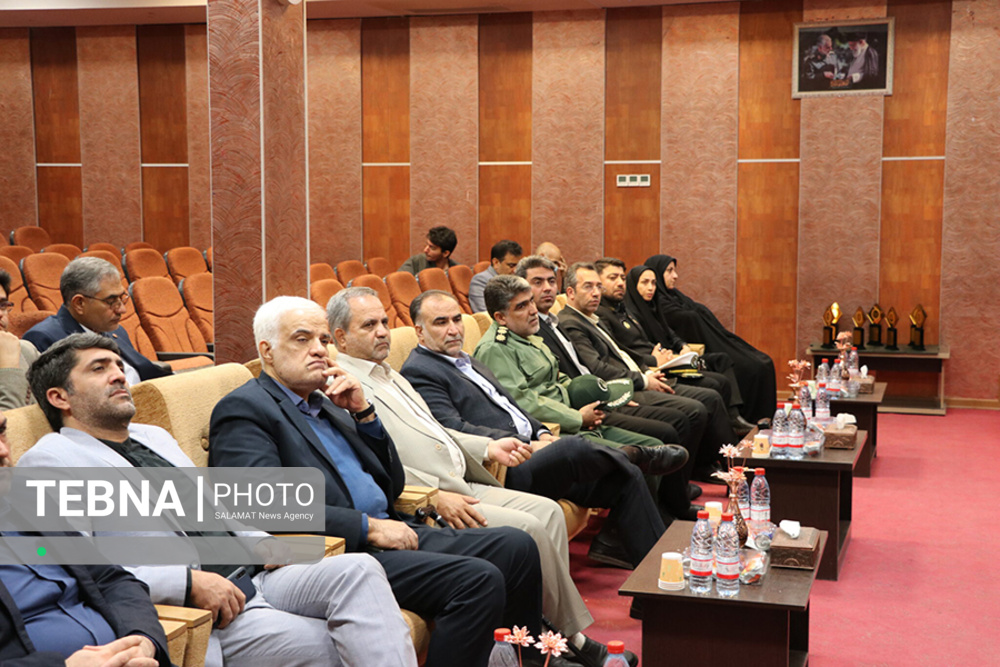 نمایشگاه دستاوردهای پژوهشی سیرجان