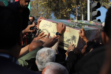 گزارش تصویری تشییع پیکر شهدای گمنام در شیراز