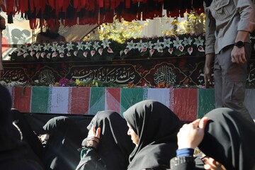 گزارش تصویری تشییع پیکر شهدای گمنام در شیراز