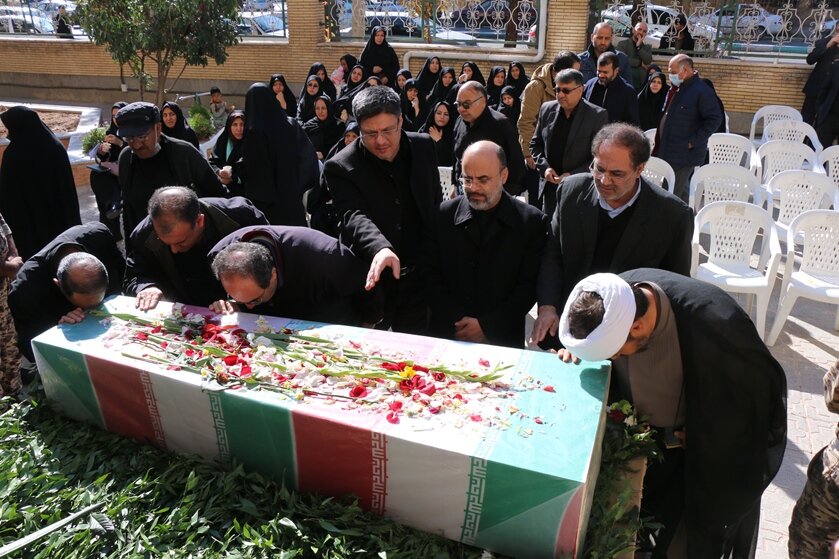 کرمان میزبان لاله های گمنام