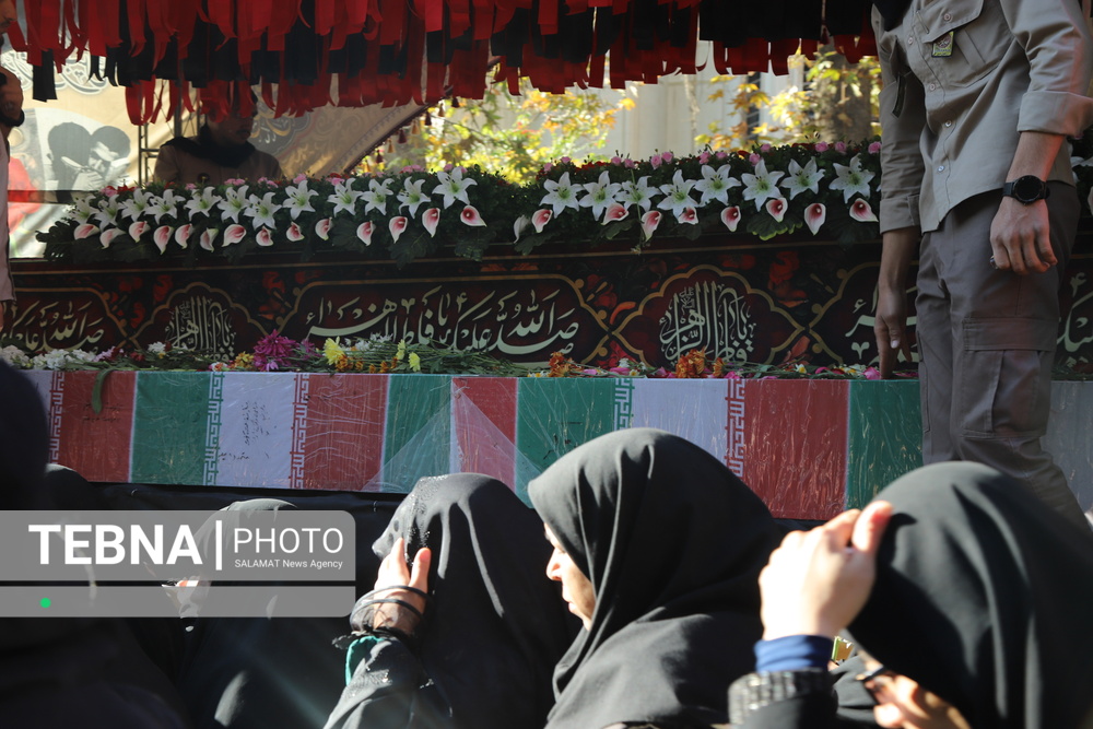 تشییع پیکر شهدای گمنام در شیراز