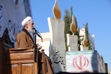 یلدای کرمانی ها معطر به رایحه شهید گمنام شد