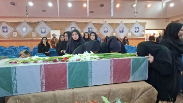 یلدای کرمانی ها معطر به رایحه شهید گمنام شد