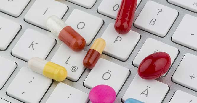 بررسی فروش اینترنتی دارو در کمیسیون بهداشت