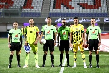 بازی گل گهر سیرجان و استقلال