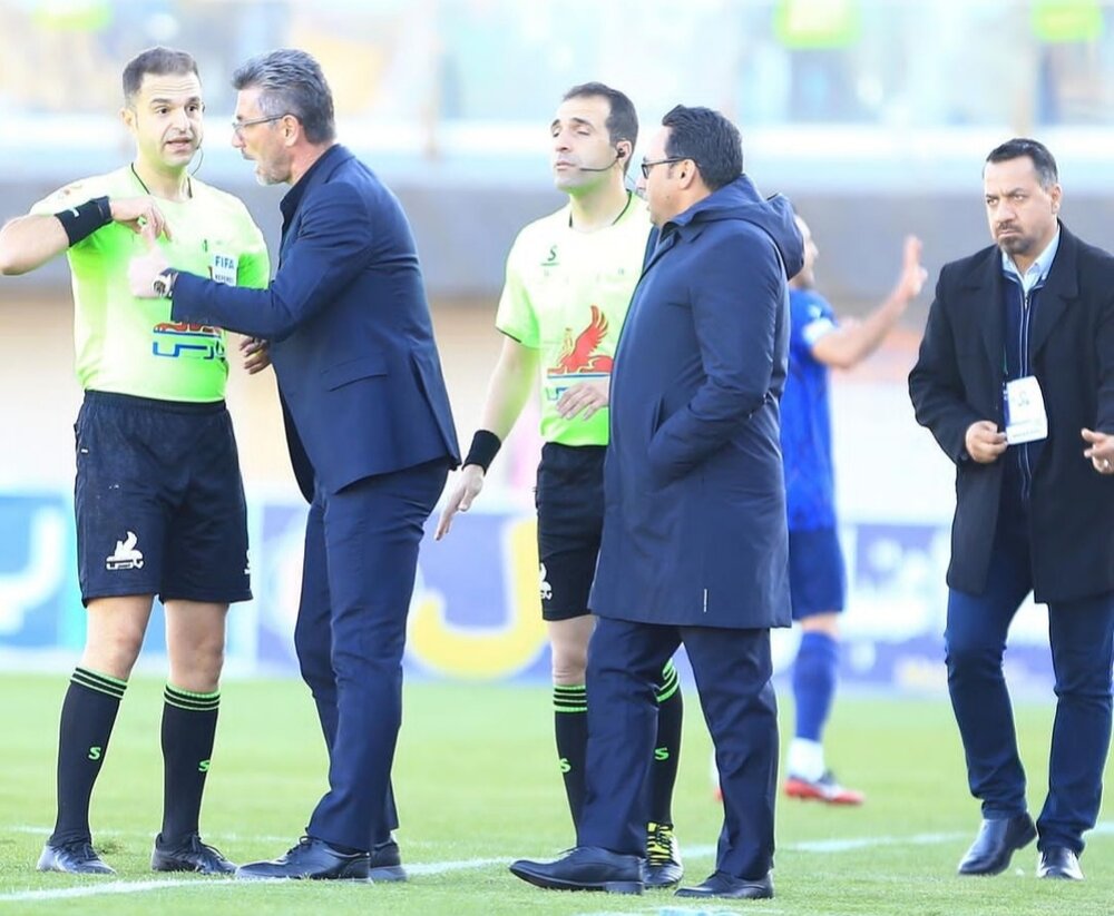 بازی گل گهر سیرجان و استقلال