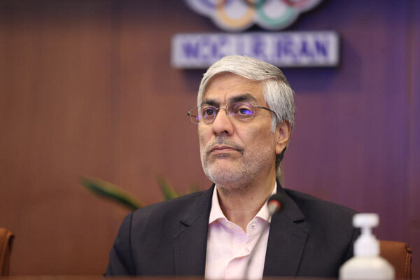 وزیر ورزش: انجام پروژه طبق زمان‌بندی برای مردم و دولت ایران مهم است