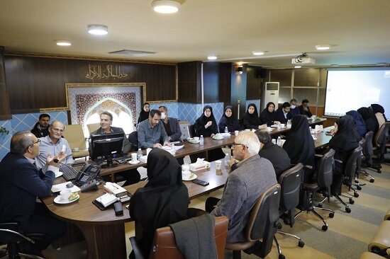 بررسی راهکارهای بهبود ارایه خدمات در بخش های نوزادان مراکز درمانی استان فارس