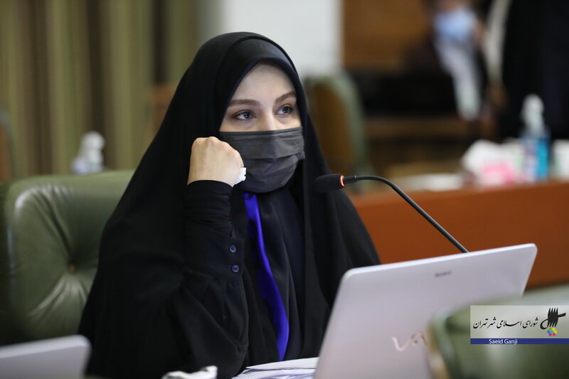 خود را سرباز در خانه هر مسلمانی می‌بینم که در معرض خطر است
