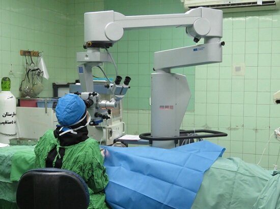 تجهیز بیمارستان شهید آیت الله دستغیب به دستگاه پیشرفته میکروسکوپ جراحی چشم