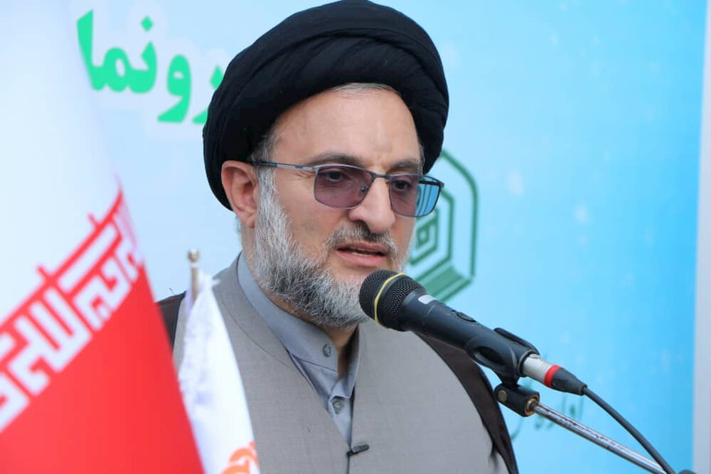 وظیفه نسل جدید جهاد علمی برای بر صدر نشاندن انقلاب است