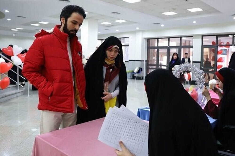 پرداخت وامهای دانشجویی با افزایش سرانه آغاز شد پرداخت وامهای دانشجویی با افزایش سرانه آغاز شد