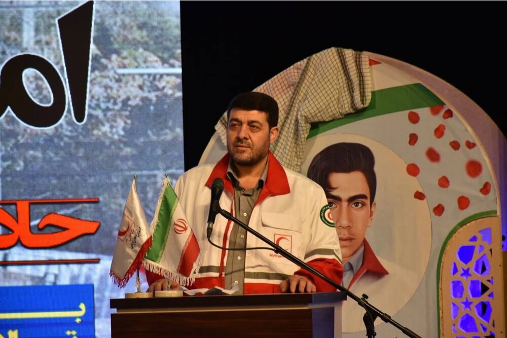 شهدای امدادگر هلال احمر در برابر خداوند جایگاه والایی دارند
