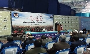 در حادثه کرمان، خون شیعه و سنی با هم ریخته شد