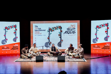 اجرای عندلیبان(افغانستان) در سی و نهمین جشنواره بین المللی موسیقی فجر