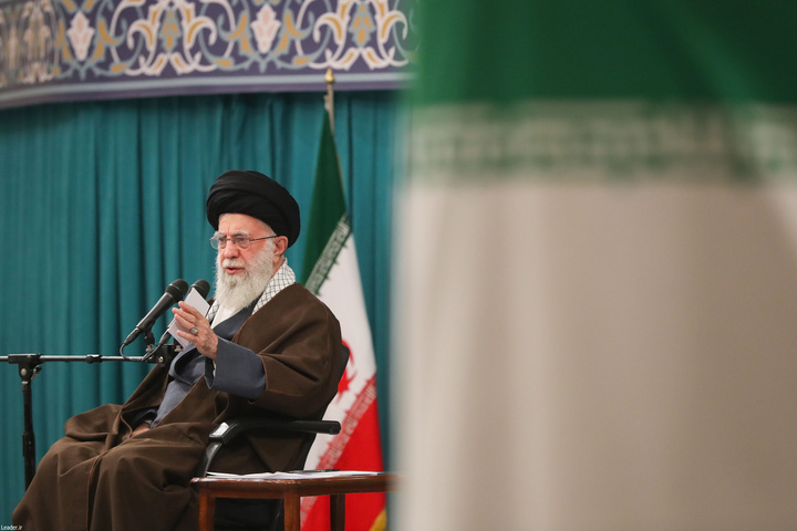پیام رهبر انقلاب اسلامی به مناسبت آغاز به کار ششمین دوره مجلس خبرگان رهبری