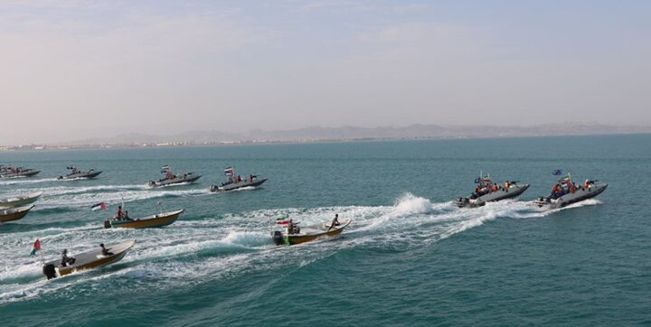 رژه سراسری شناورهای بسیج دریایی سپاه در روز قدس