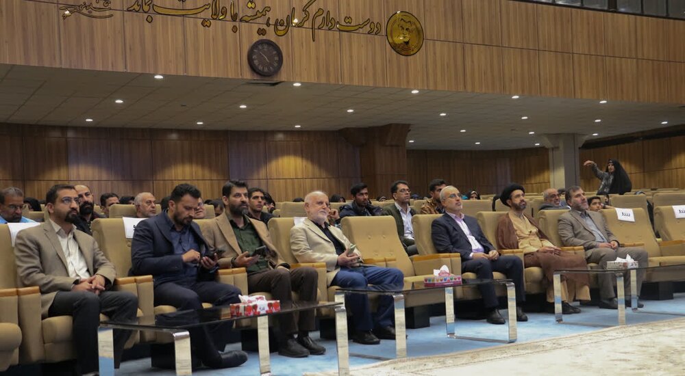 مربیان جلسات خانگی قرآن بیمه می شوند