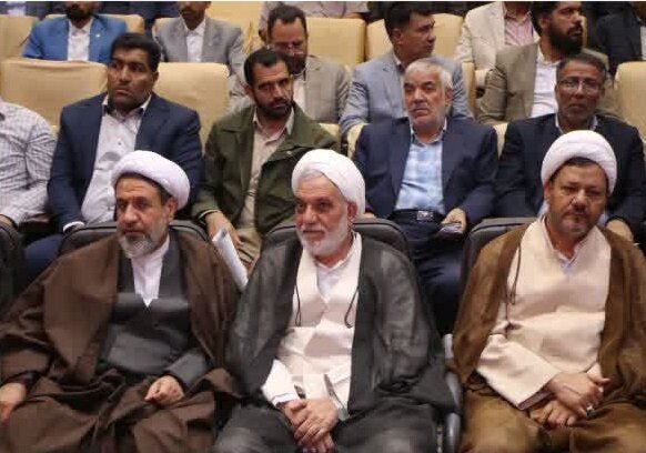 طعم شیرین آزادی به وقت افطار در گلریزان کرمانی ها