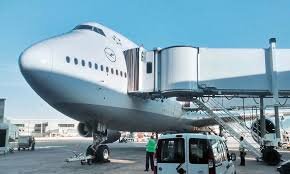 راه اندازی دومین پل اتصال به هواپیما در فرودگاه کرمان