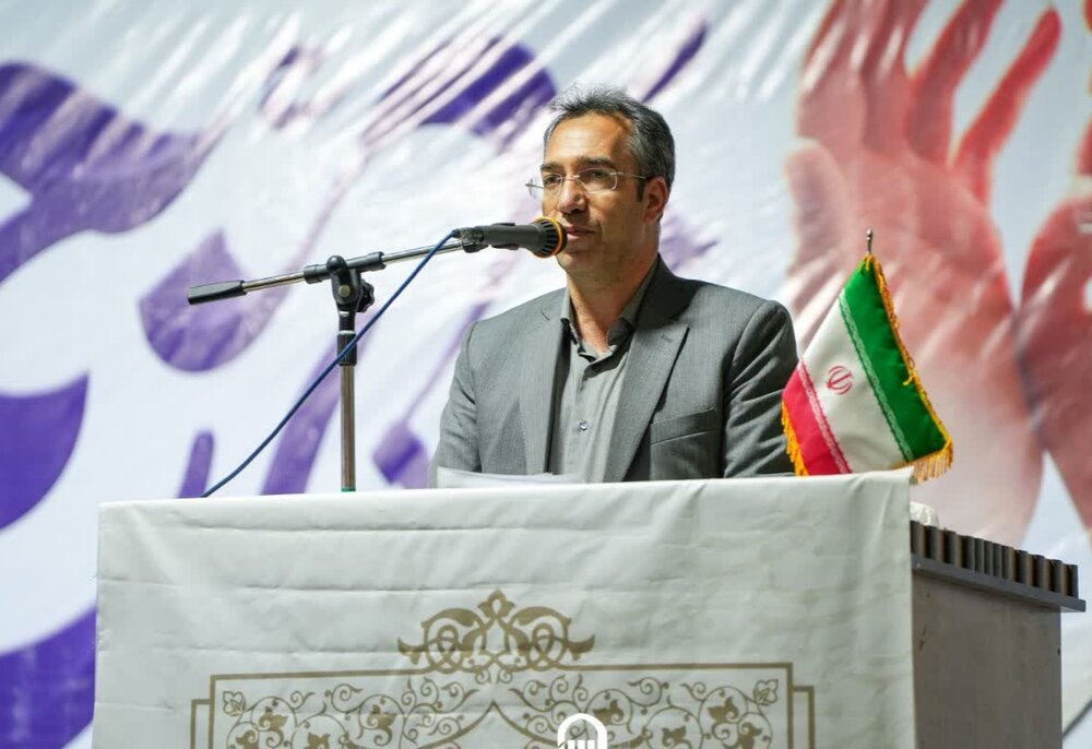 شرکت های معدنی یاری رسان ساخت و تجهیز مدارس باشند